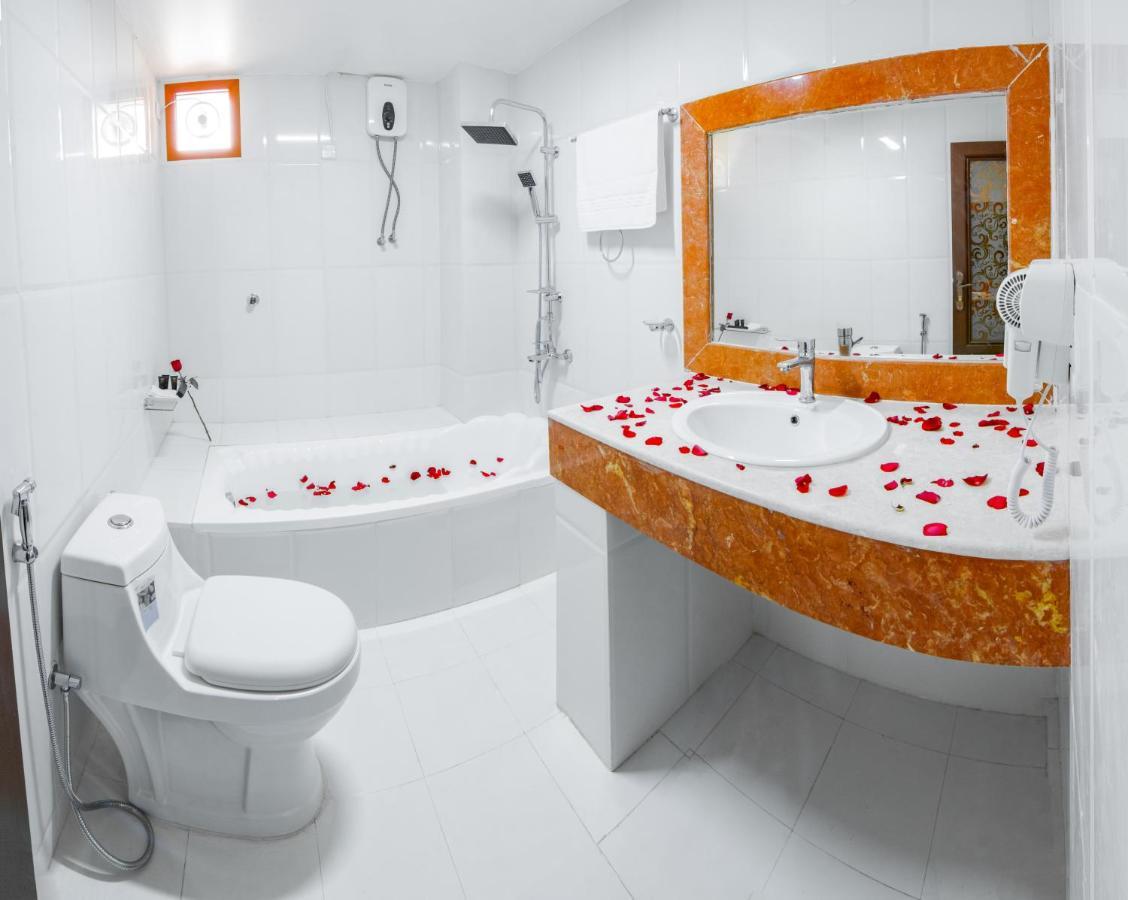عبري كاسل هوتيل Ngoại thất bức ảnh